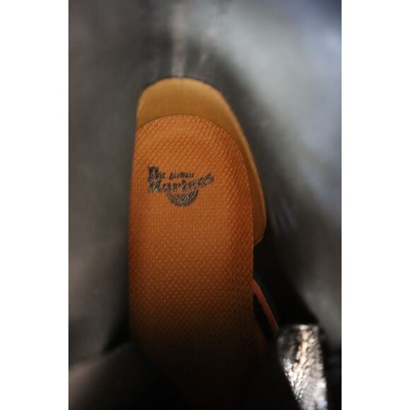 Dr Martens 11821 Women Sz 8 Black Patent Leather 1460 Lace-Up Combat Boots - Picture 8 of 15